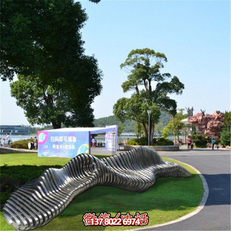 不銹鋼異形座椅，金屬波浪形雕塑抽象假山造型椅子