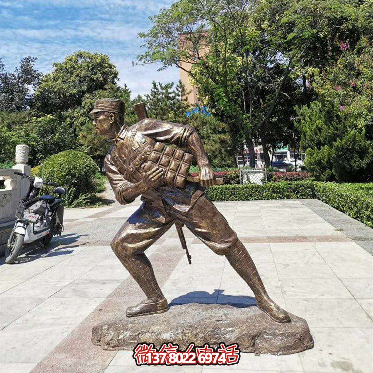 沖鋒，仿銅戰(zhàn)士雕塑——玻璃鋼的藝術(shù)之作