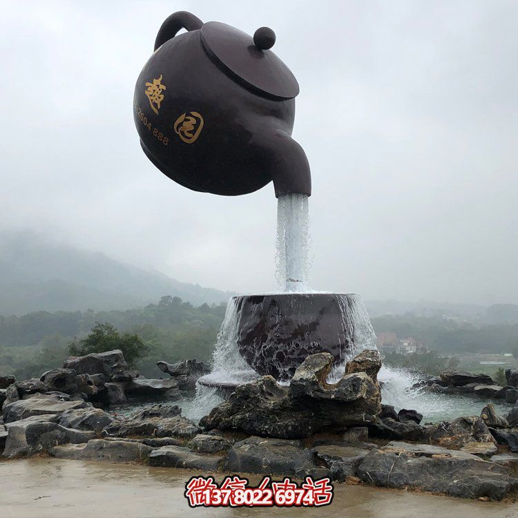 這款創意玻璃鋼懸空流水擺件，是一款非常適合大型園林景區及戶外空間裝飾的藝術品