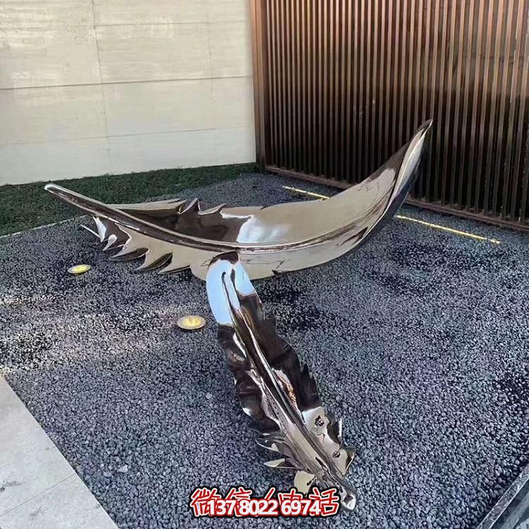 不銹鋼羽毛擺件鏡面裝飾，點(diǎn)亮戶外公園